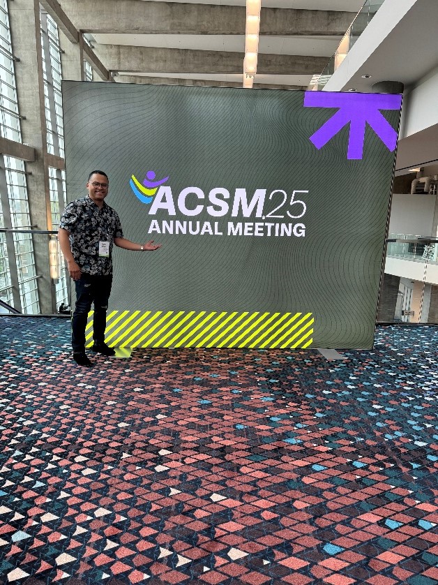 Padilla at ACSM 25 annual meeting