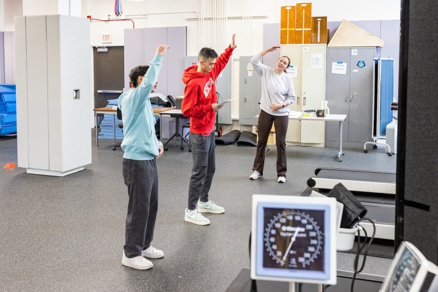 students working in a lab